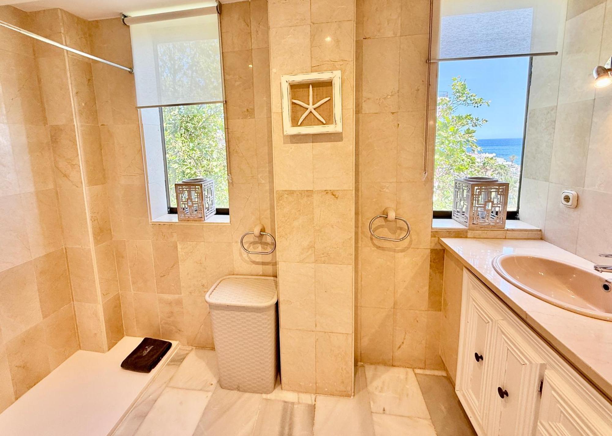 Appartamento El Faro, Center Beachfront - Eaw Homes *