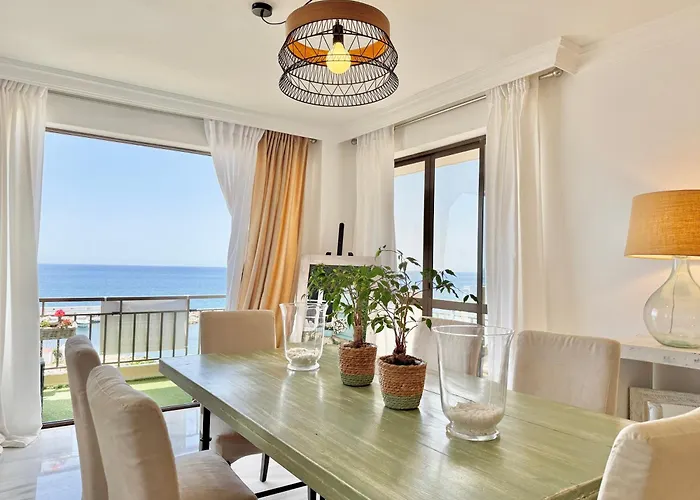 El Faro, Center Marbella Beachfront - Eaw Homes